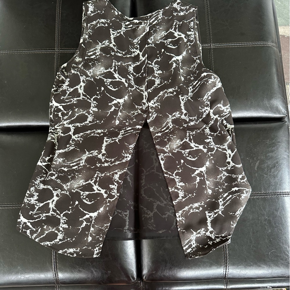 Ny and company tank size M